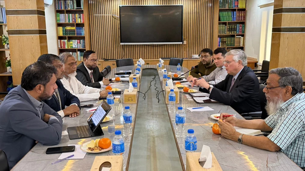 গণভোট অধ্যাদেশ বাতিলের উদ্যোগ নিচ্ছে সরকার: জামায়াত এমপি